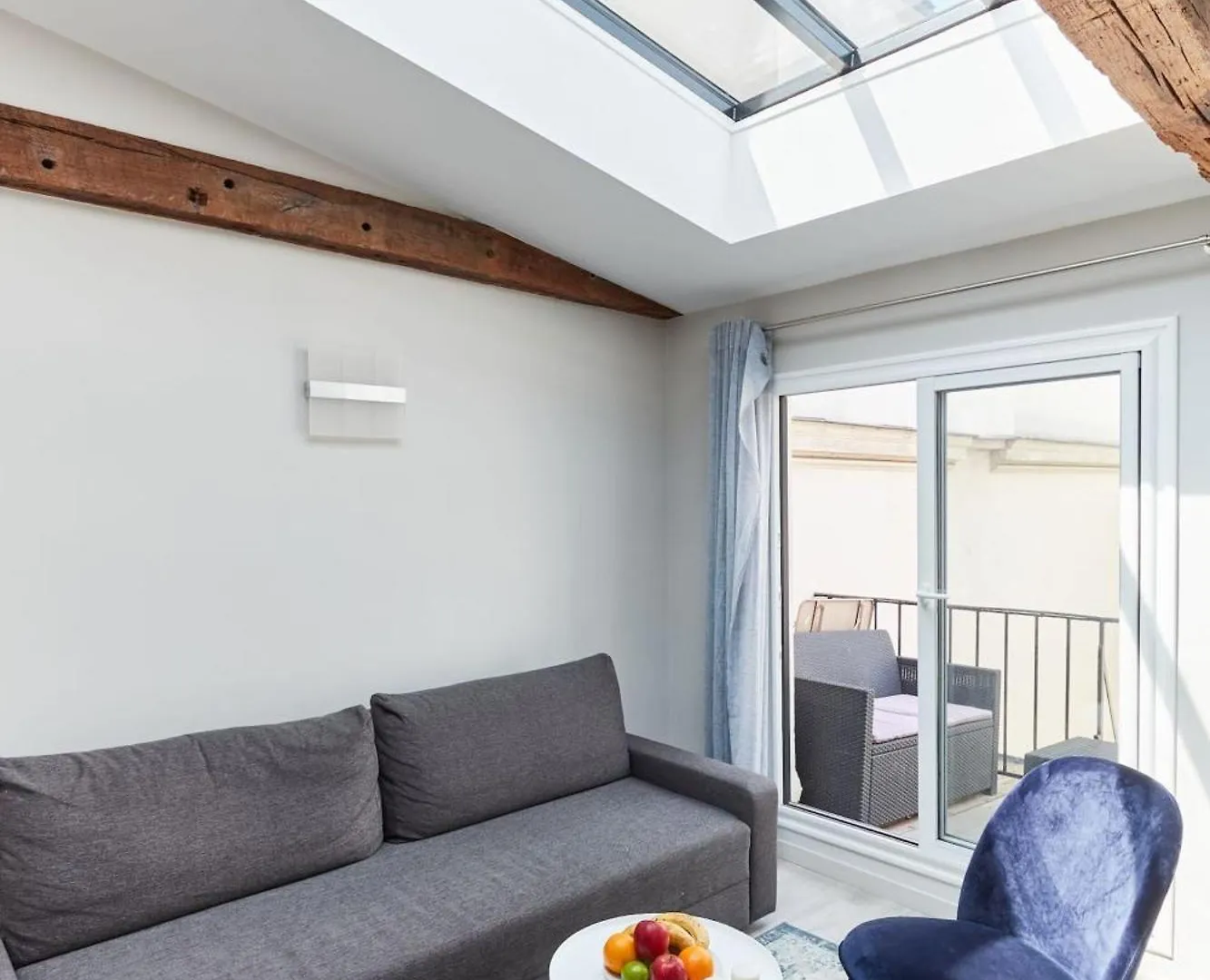 Lägenhet Jardin Du Luxembourg With Balcony - Cityapartmentstay Paris