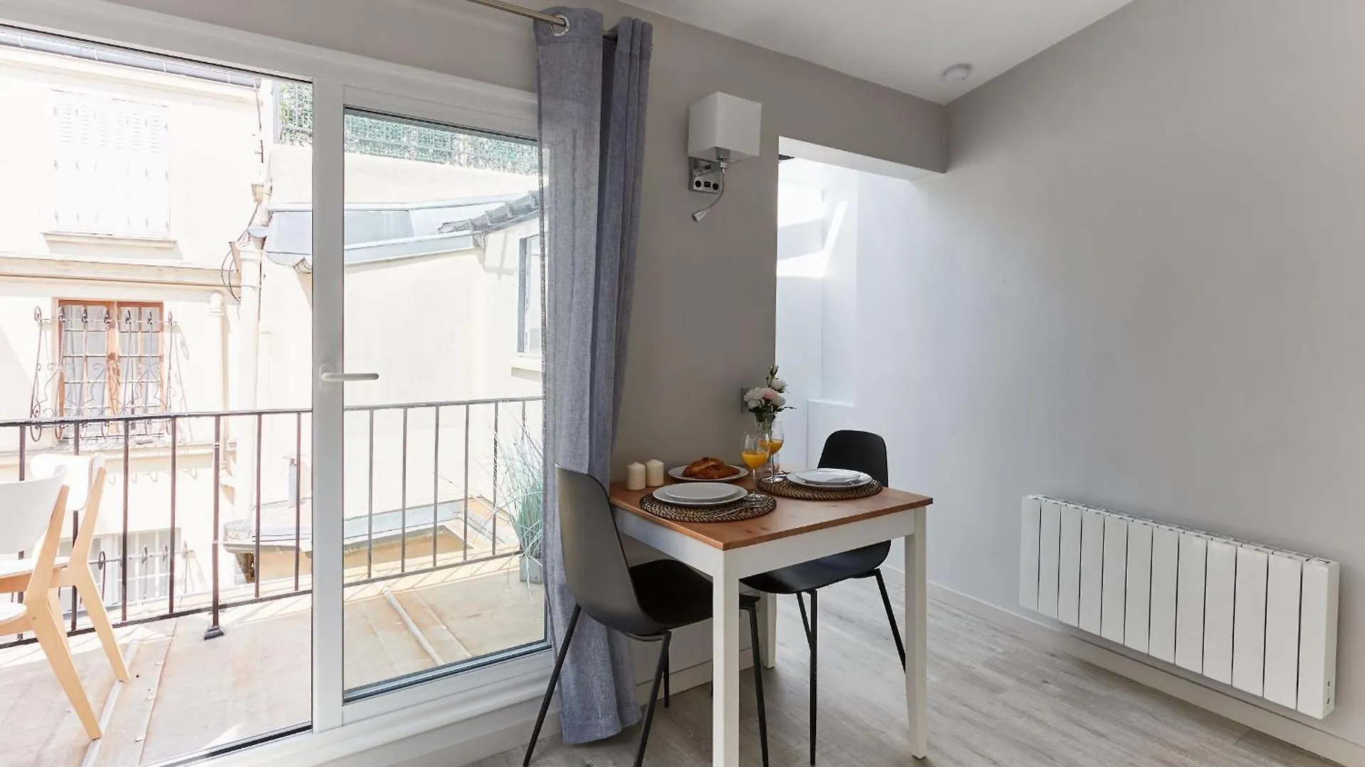 Jardin Du Luxembourg With Balcony - Cityapartmentstay 파리 0*,  프랑스